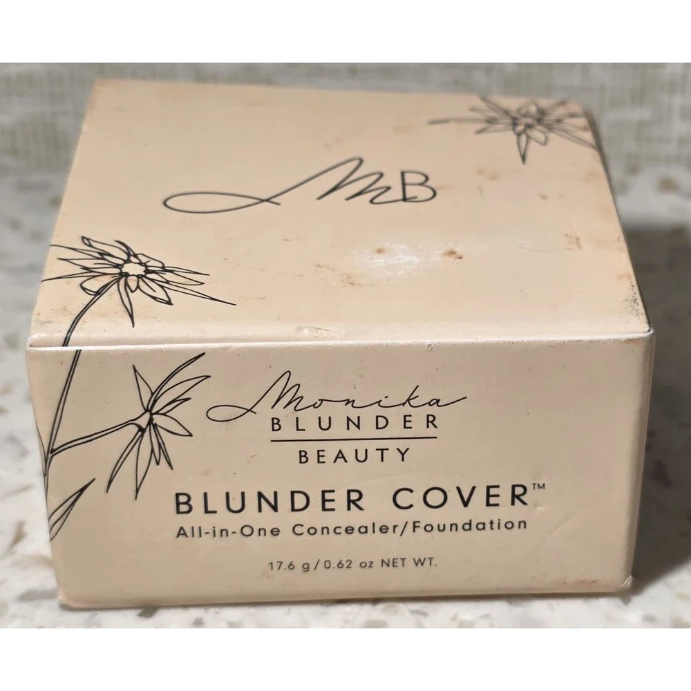 Monika Blunder Blunder Cover All-in-One Concealer Foundation 4 VIER - NEW